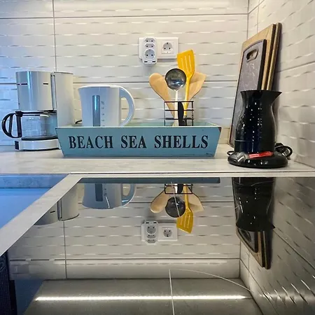 Апартаменты Scenic Coastal Getaway Porto Lafia