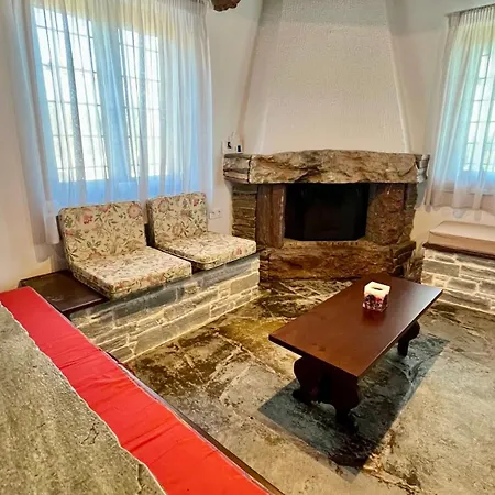 Апартаменты Scenic Coastal Getaway