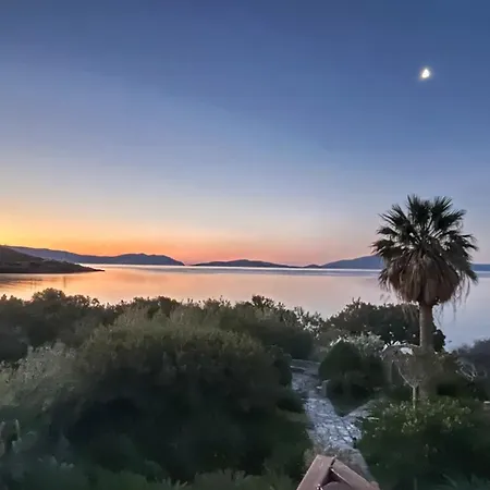 Apartament Scenic Coastal Getaway *