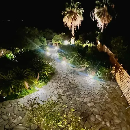 Lejlighed Scenic Coastal Getaway