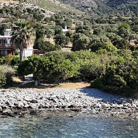 Scenic Coastal Getaway Lejlighed