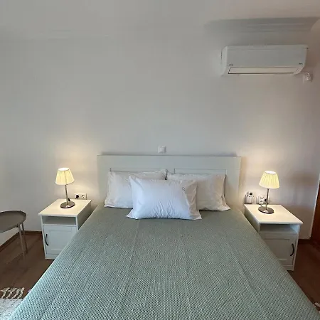 Lejlighed Scenic Coastal Getaway *
